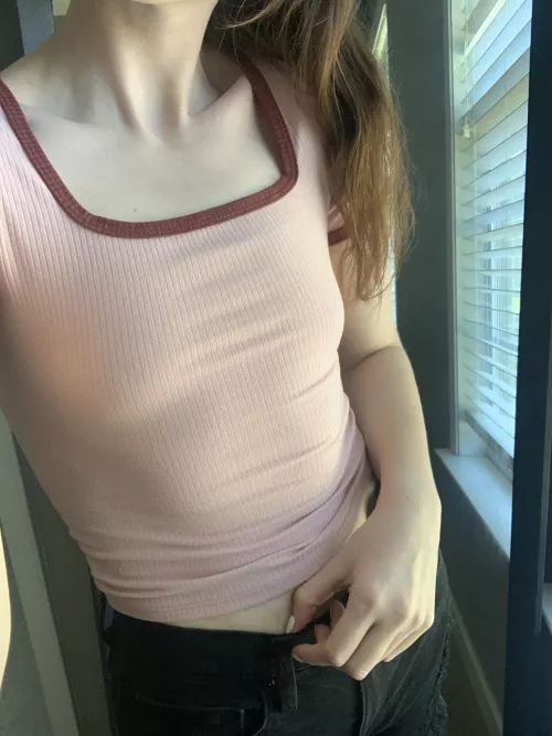 tight pink top 💕