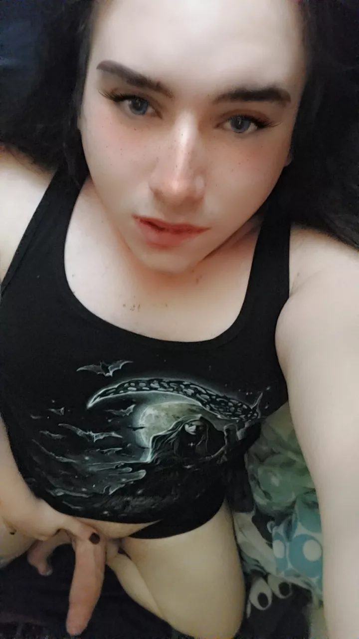 Want some breakfast? 😘 feel free to say hello 🖤