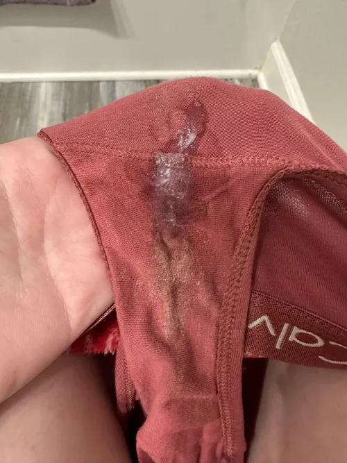 What a cute lil morning cream🥹