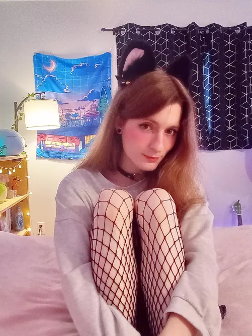 What do you think about cute femboys? 😳🥰