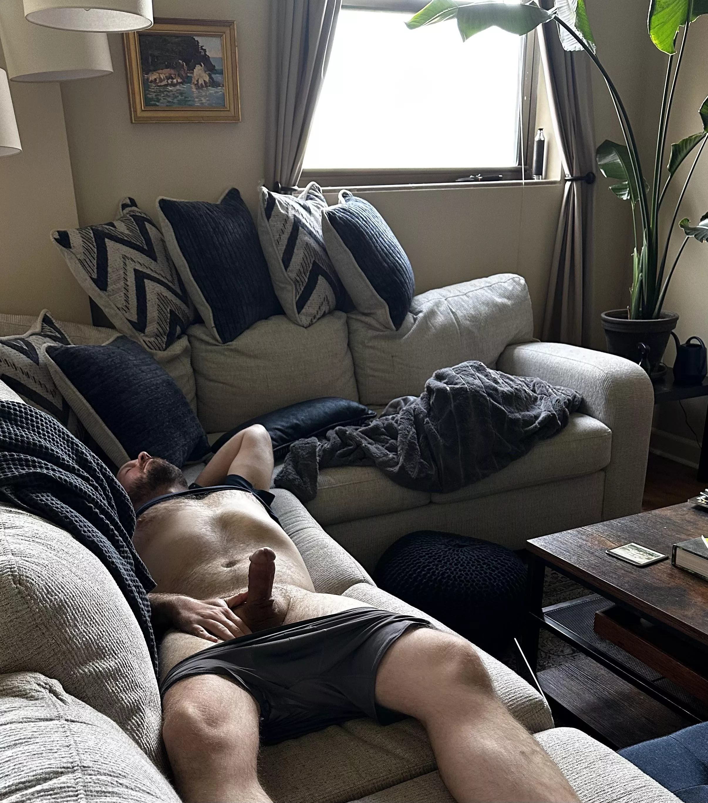 (41) Come fuck me please?