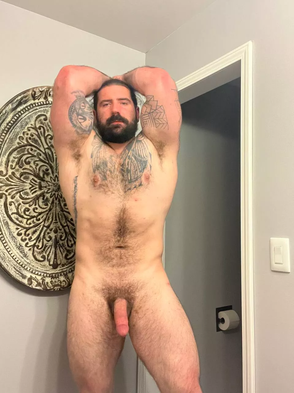 Any curious guys want to suck me ?