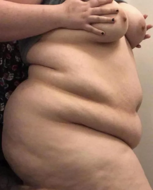 Anyone wanna watch me play with myself hehe ?