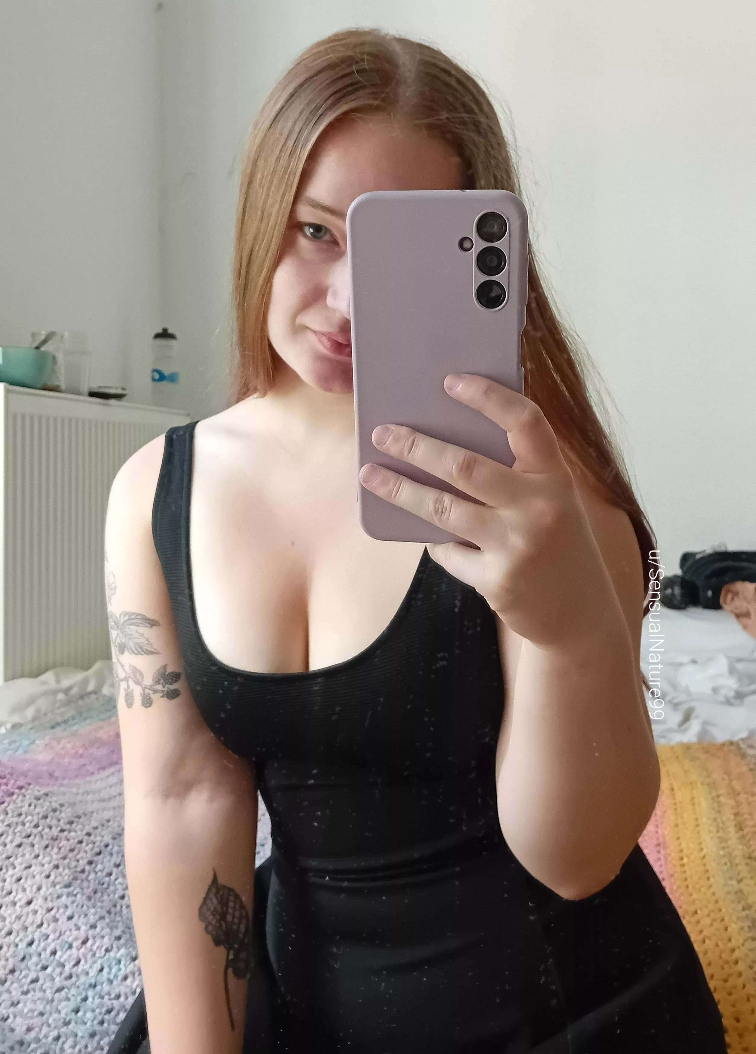 Can't go wrong with a black dress and some cleavage, right...