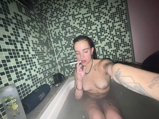 I hope any older dude choose my naturals tits over big fake ones