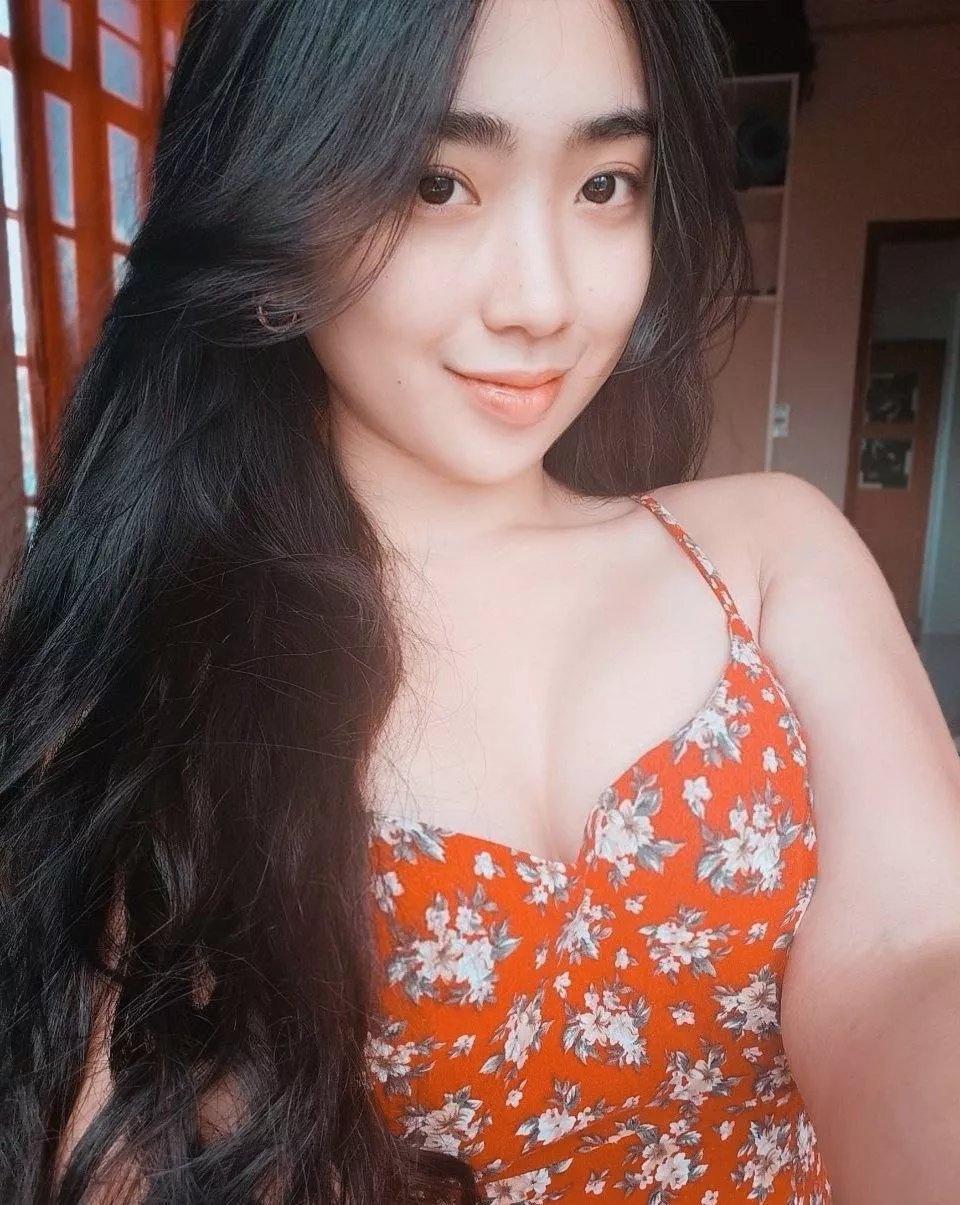 I want to wear my sundress even during the fall