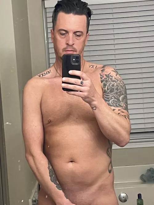 I’m (40) and it’s Humpday! Any takers?