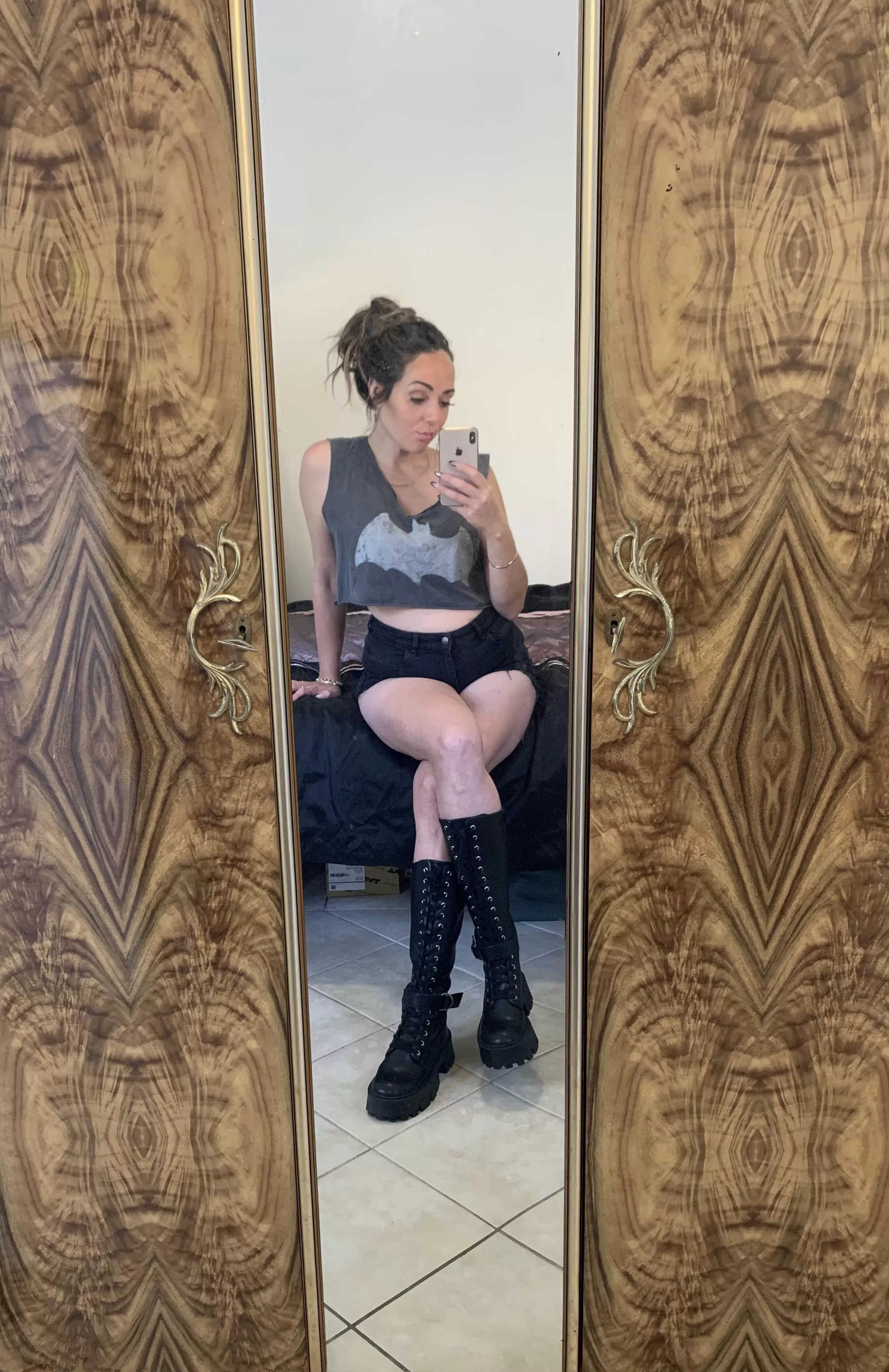 Na-na-na-na-na-na-na 🦇