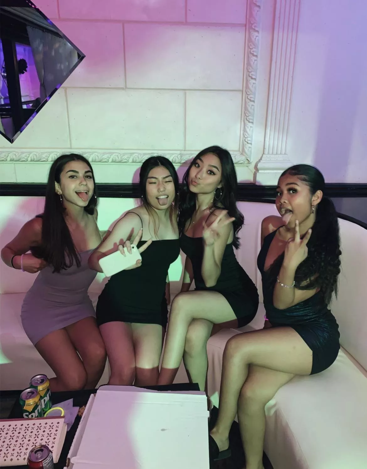 Party babes [4]