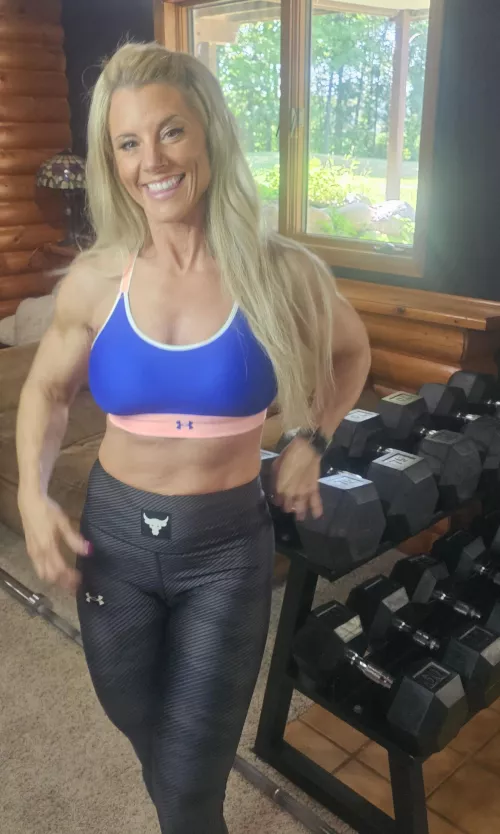 She brightens any gym!