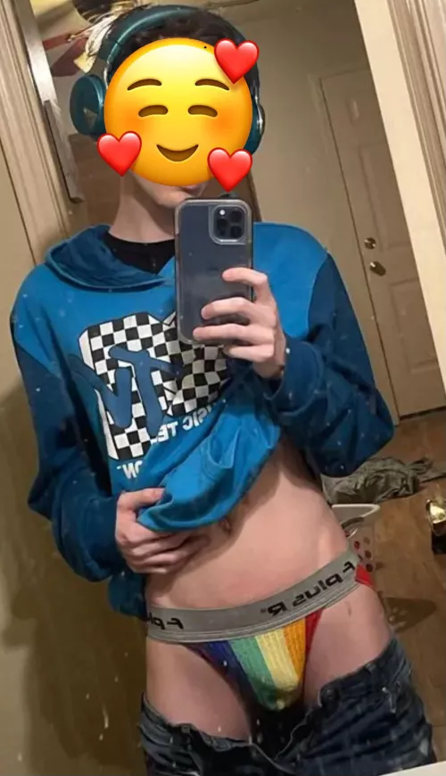 someone clean my mirror please?