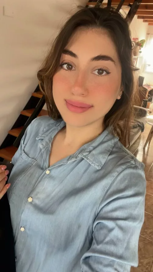 We brunettes know how to be fun :)