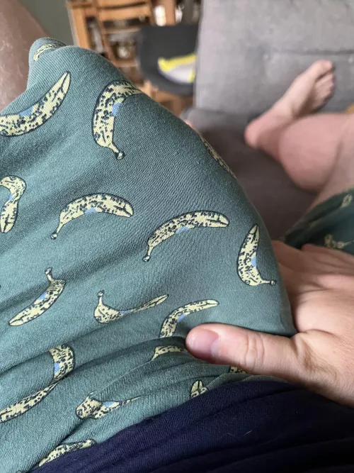 Who likes bananas? 😏