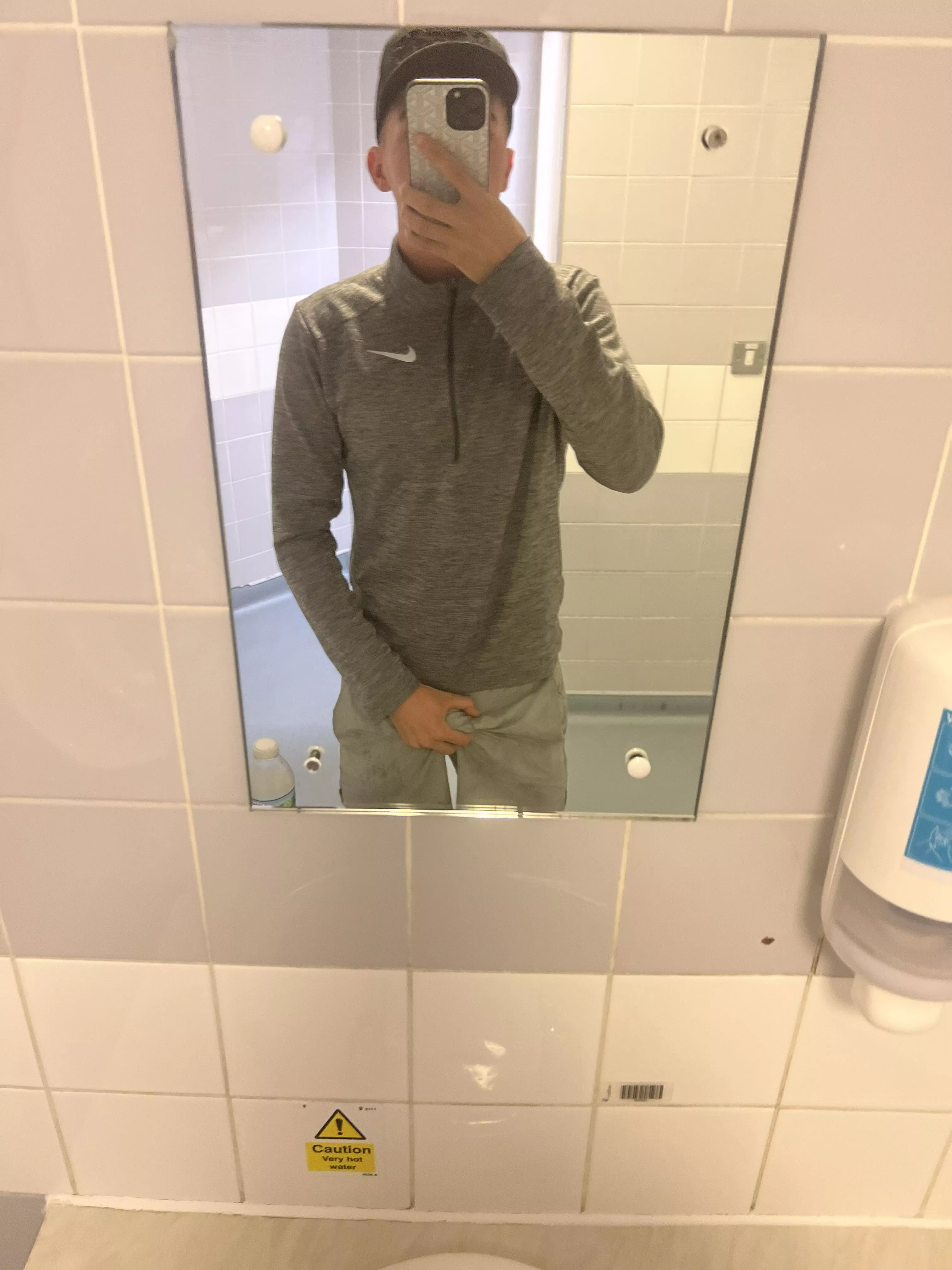 why can’t i ever stop grabbing my cock🤦🏼‍♂️🍆