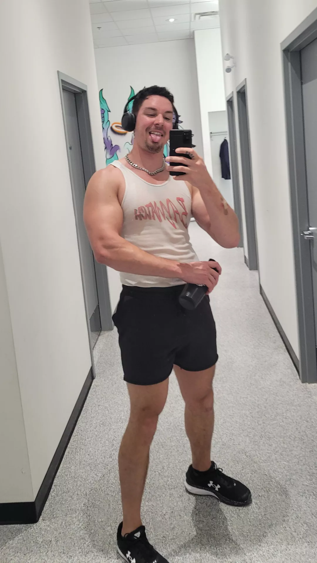 anyways. i like my alphet last night