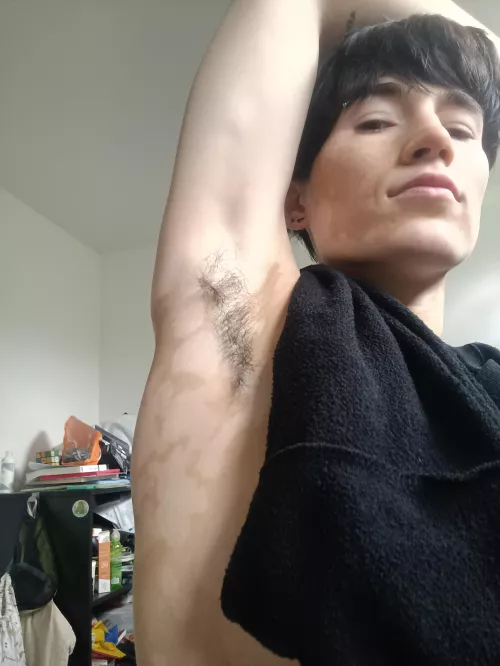 Be a good boy and lick it