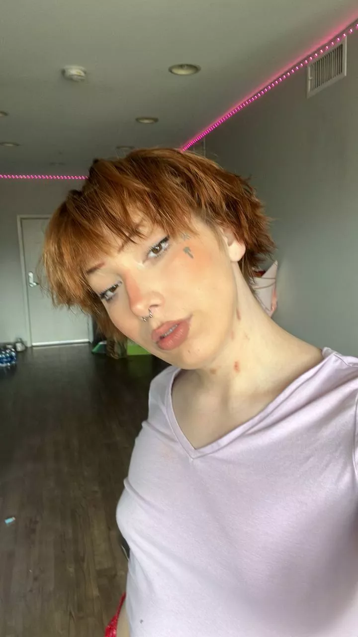 be honest... am i cute? 🥺