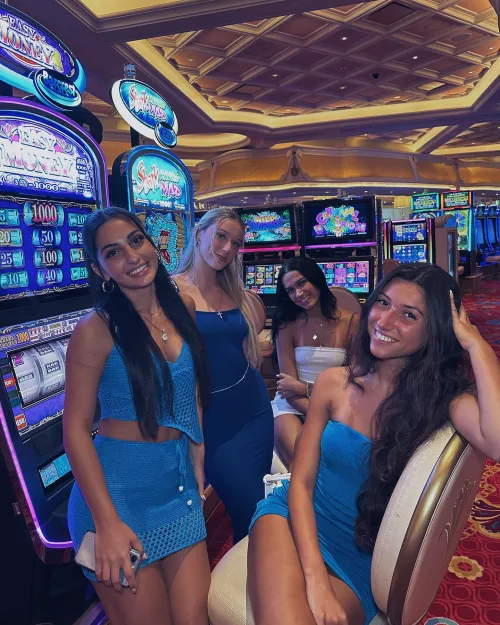 Casino Girls
