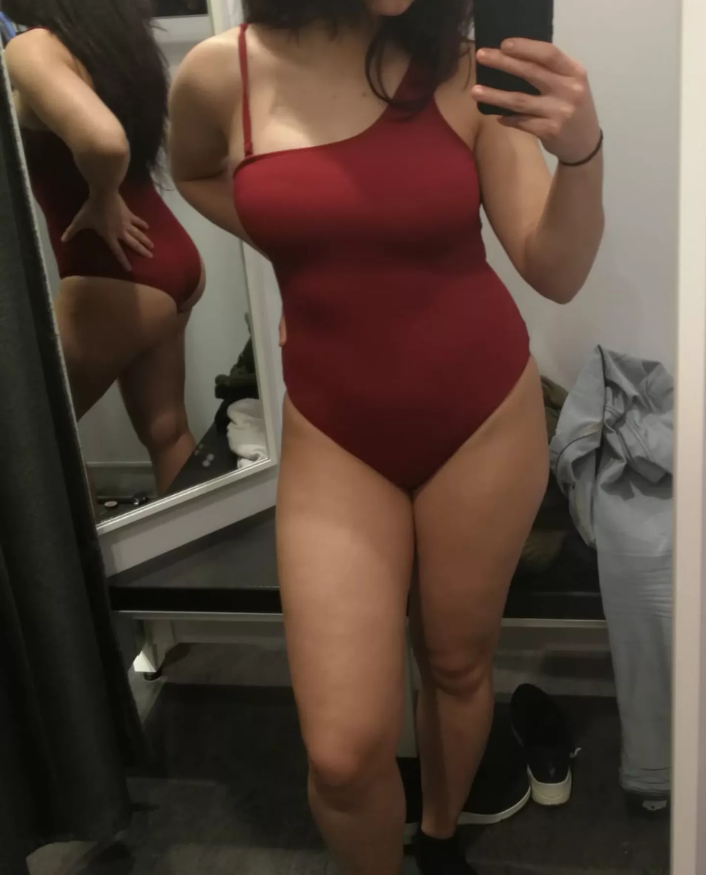 Changing room mirrors are the best to see more!