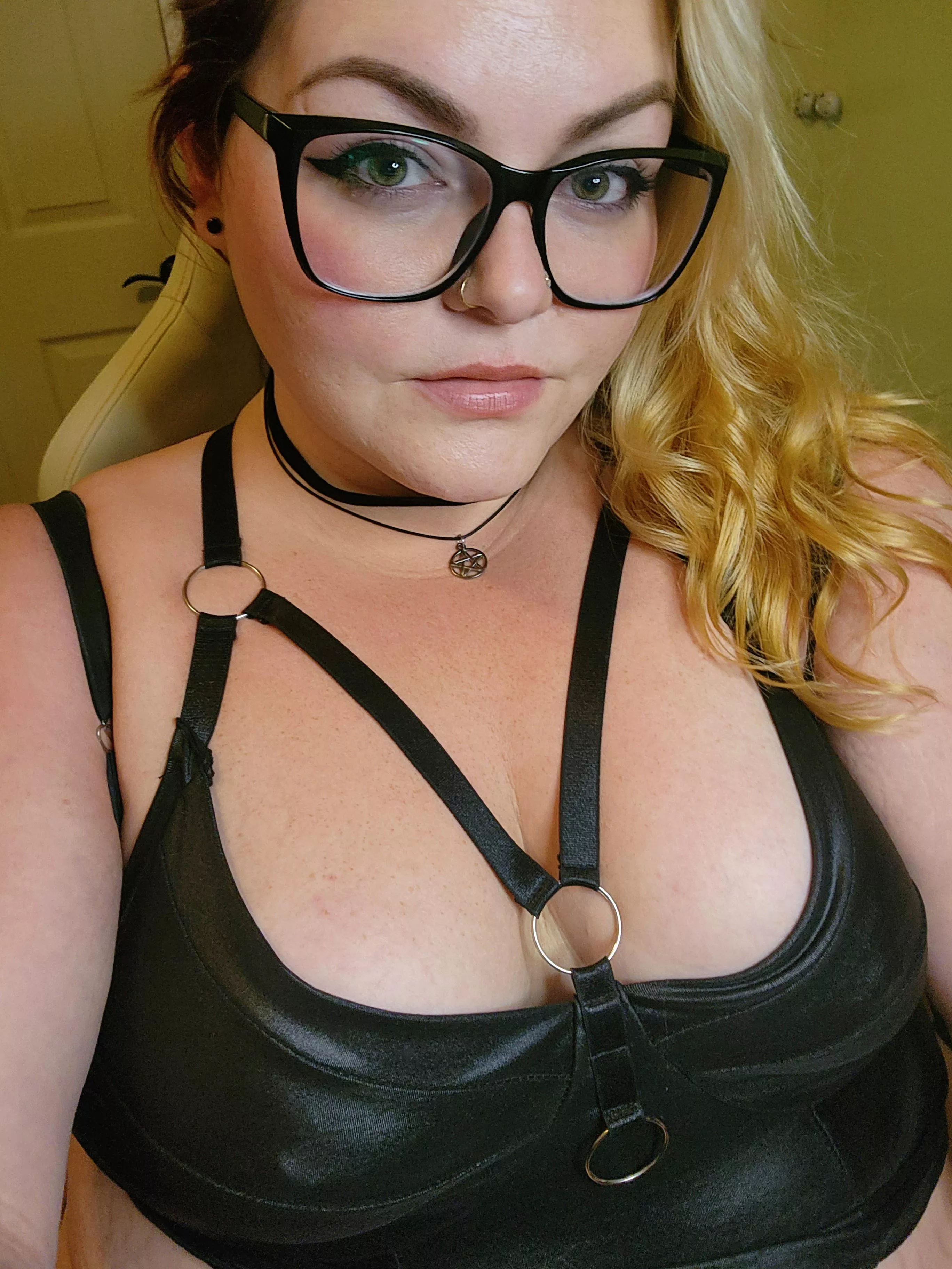 Feeling myself tonight 😌