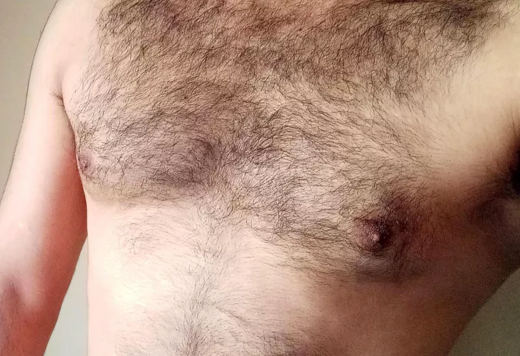 Hello again 🖐😁(chest pic)