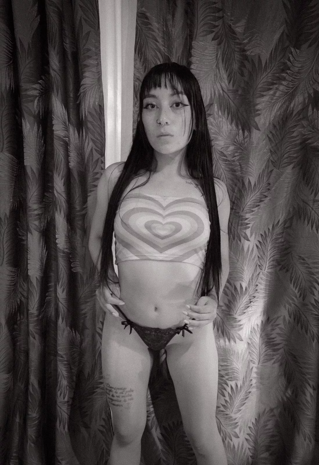 I want my body and yours to rhyme. On-line