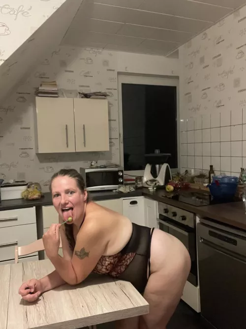 i'm waiting for your tongue now...