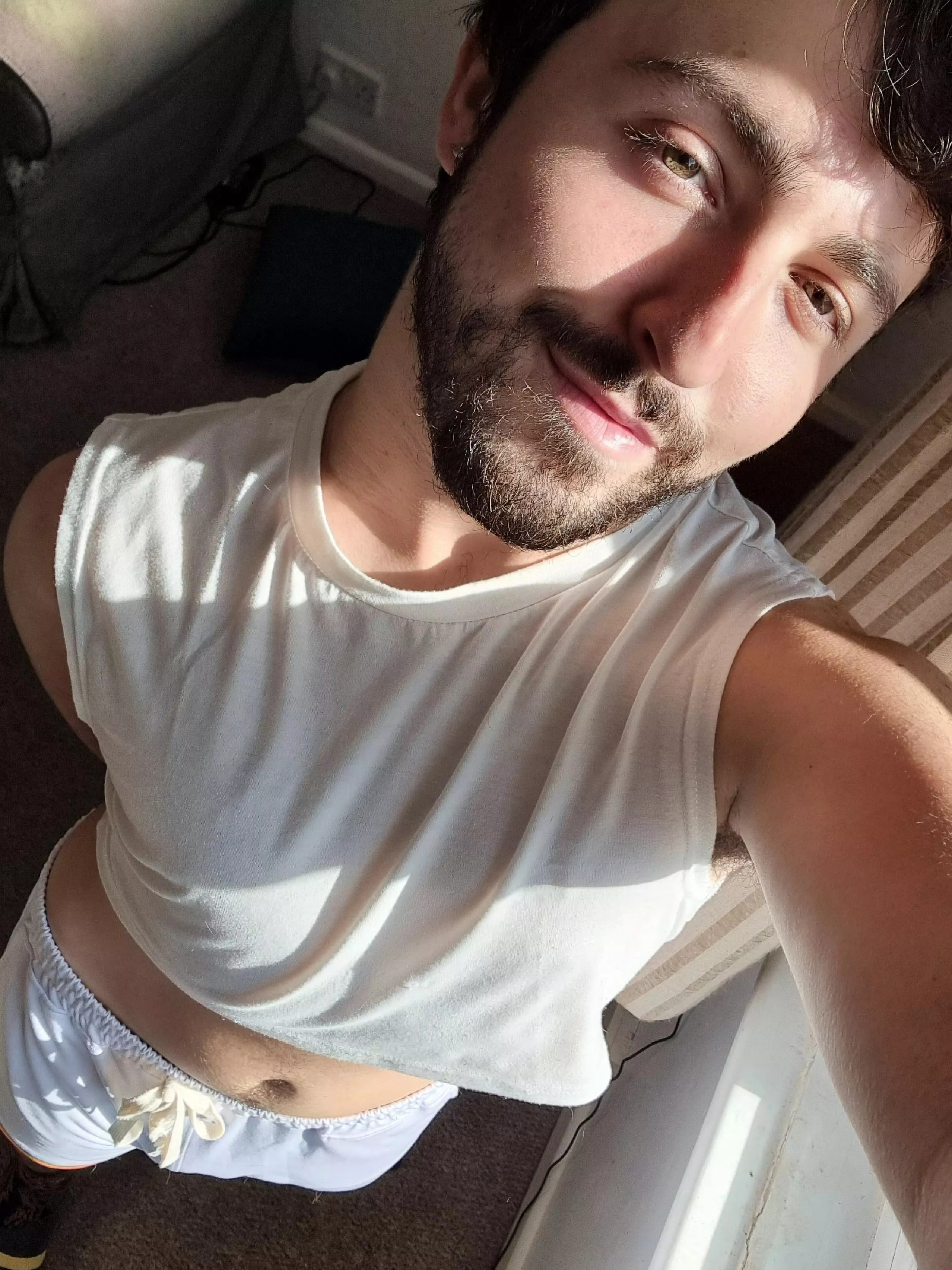 Lounging and a crop after work just feels right ✅️ Lounging and a crop after work just feels right ✅️