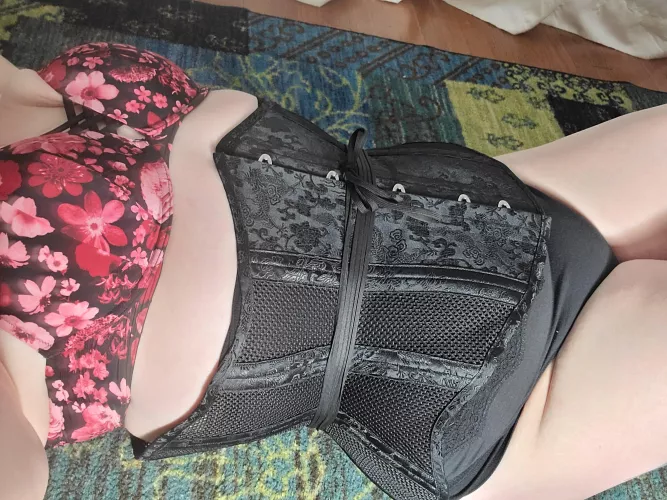 Mystic city corsets is heaven sent!