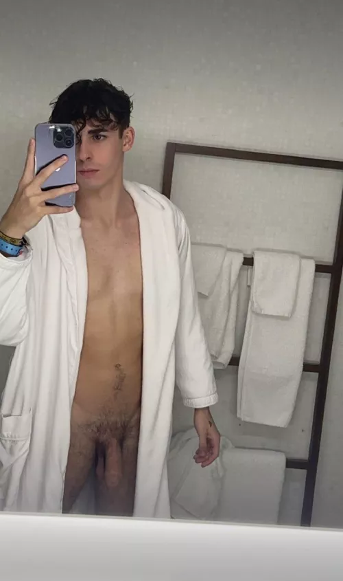 Need a bro to get me hard