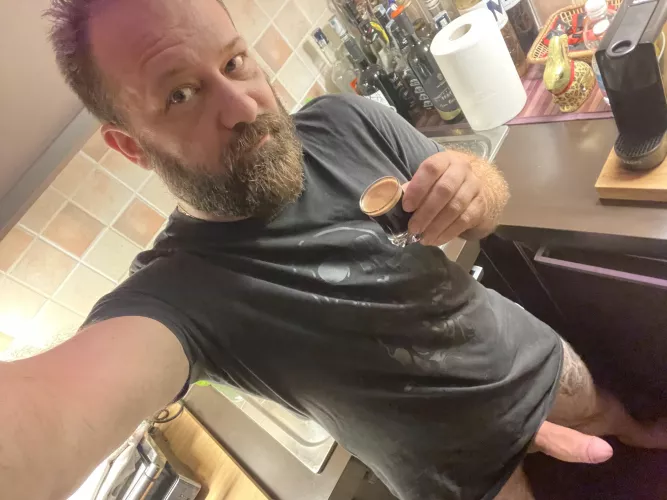 The weekend is upon us, happy Friday and good coffee. (43)