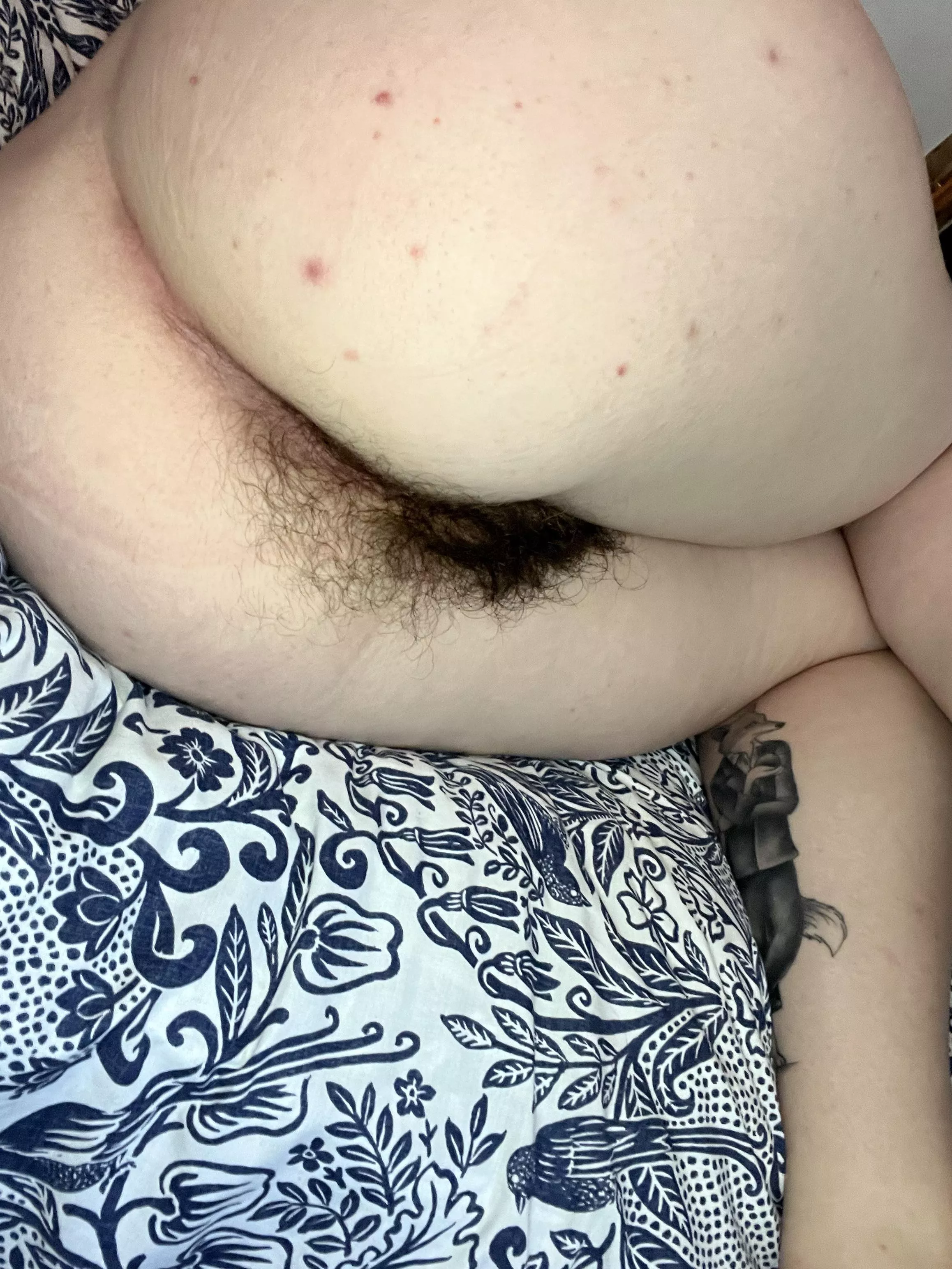 Would the hair stop you from licking me out? [h]