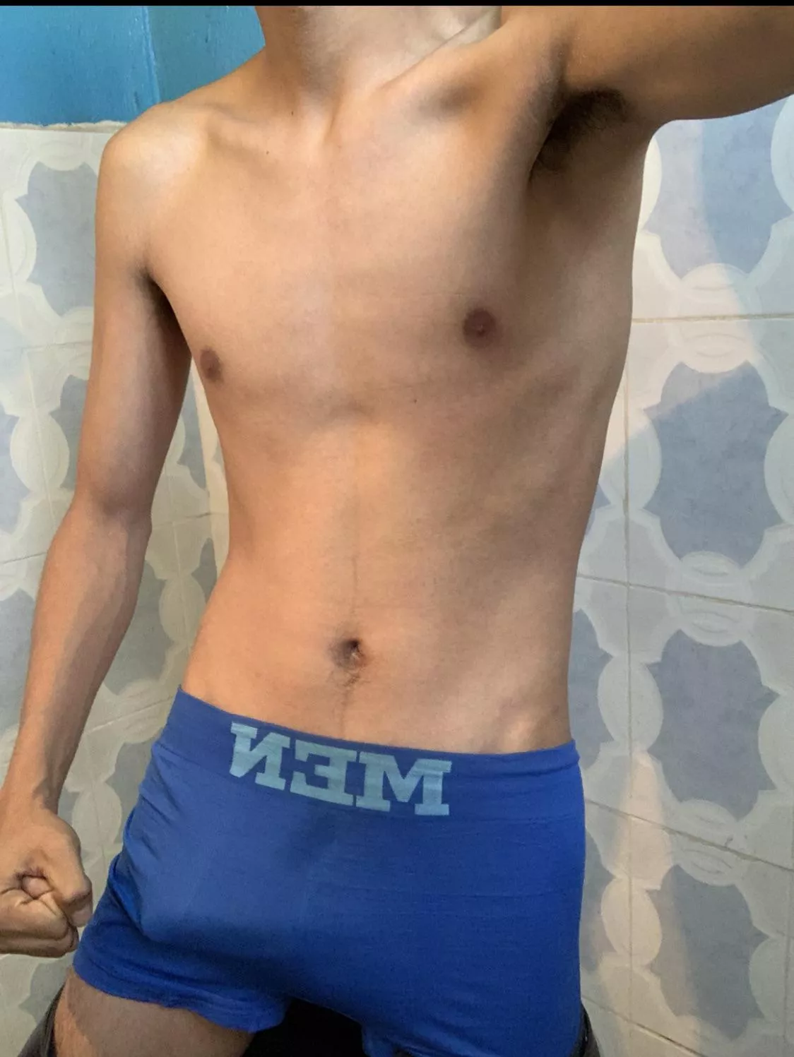 (19) Do you like thin Mexicans?😈🤤