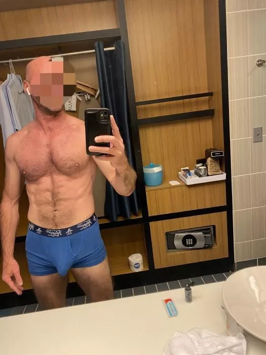 41 and I’m fucking packing 🍆