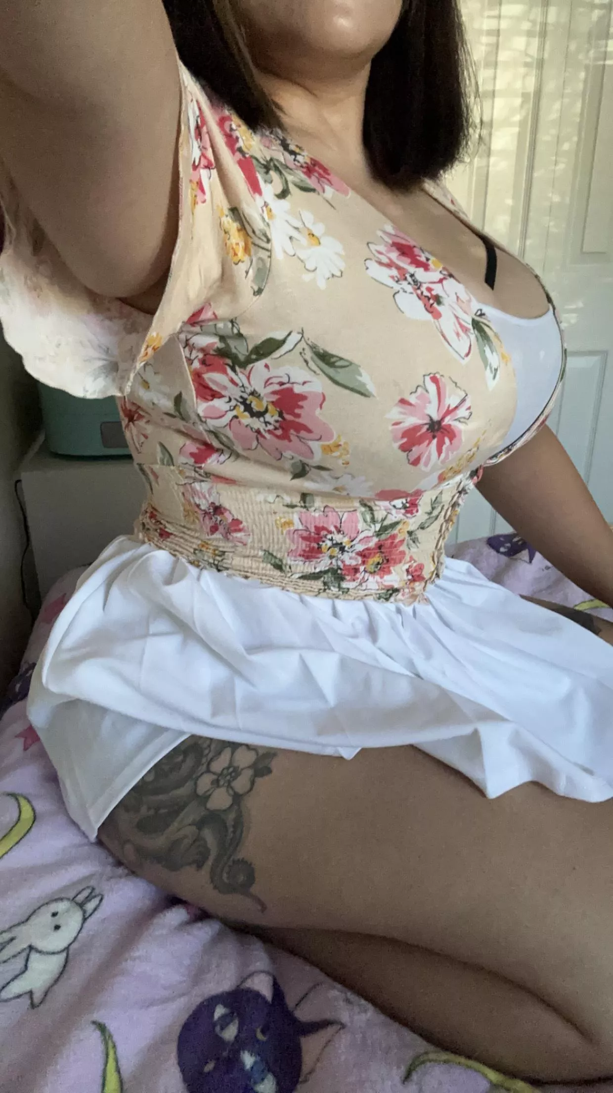 A little peakaboo, my dragon