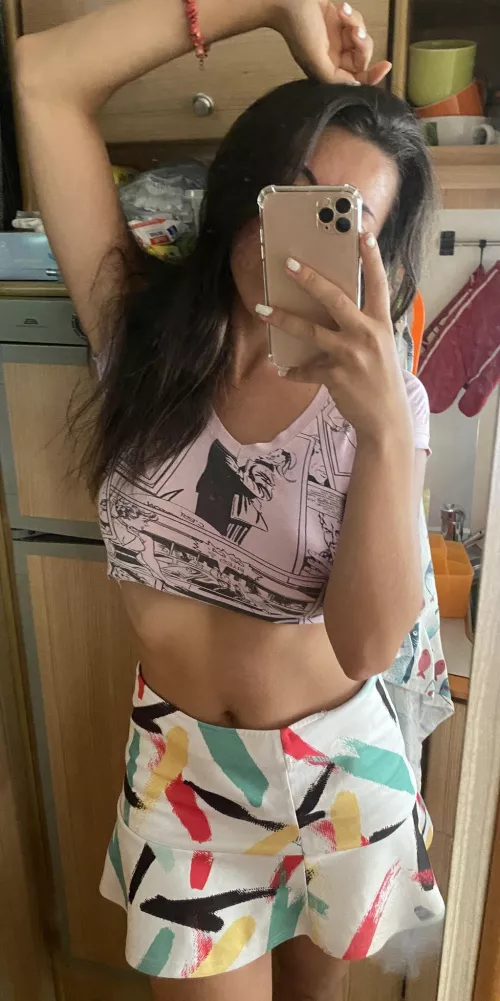 cutie with a big booty F19 OC