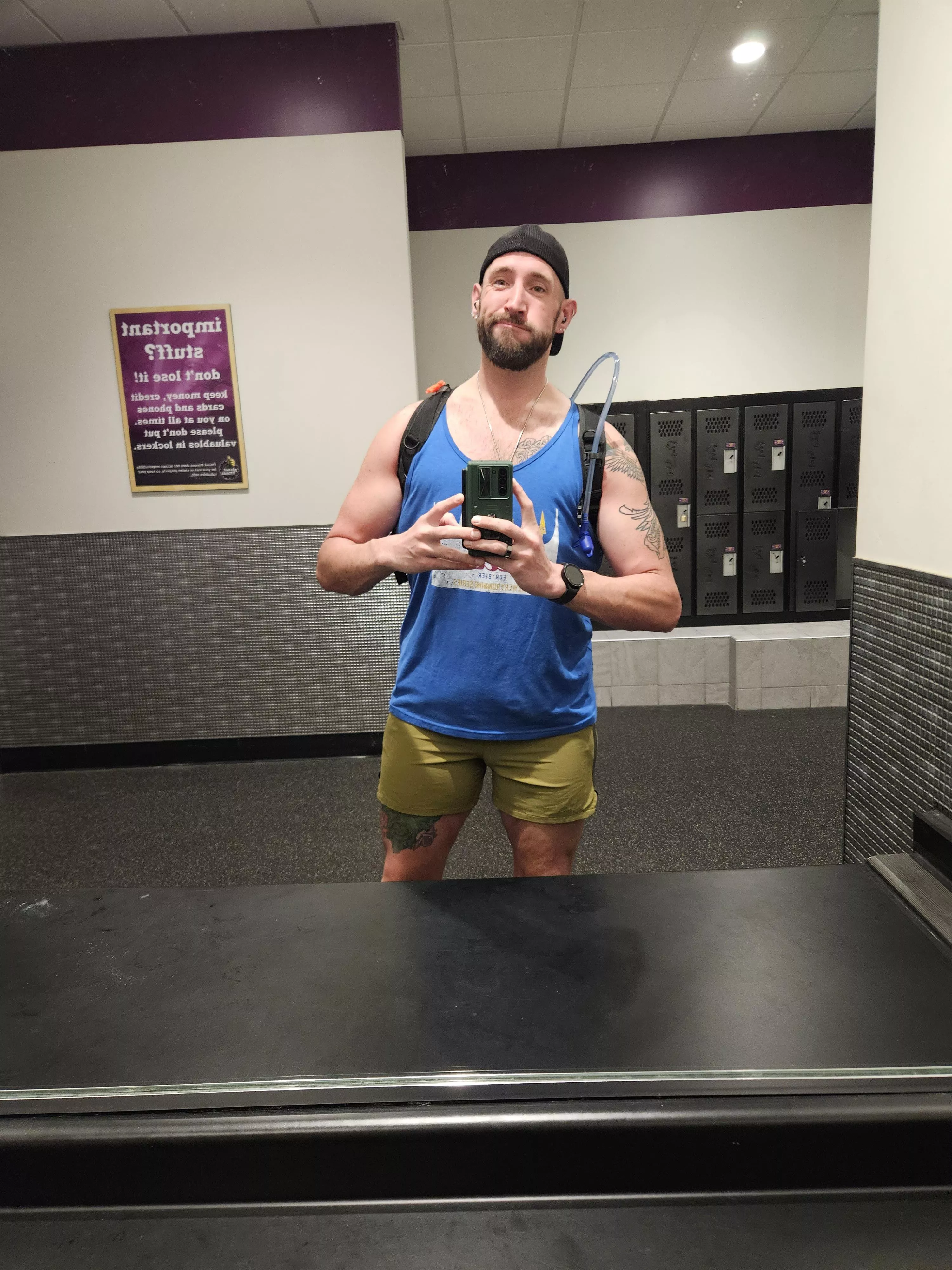 Happy Saturday beautiful! You're going to have a great day!! I can feel it!