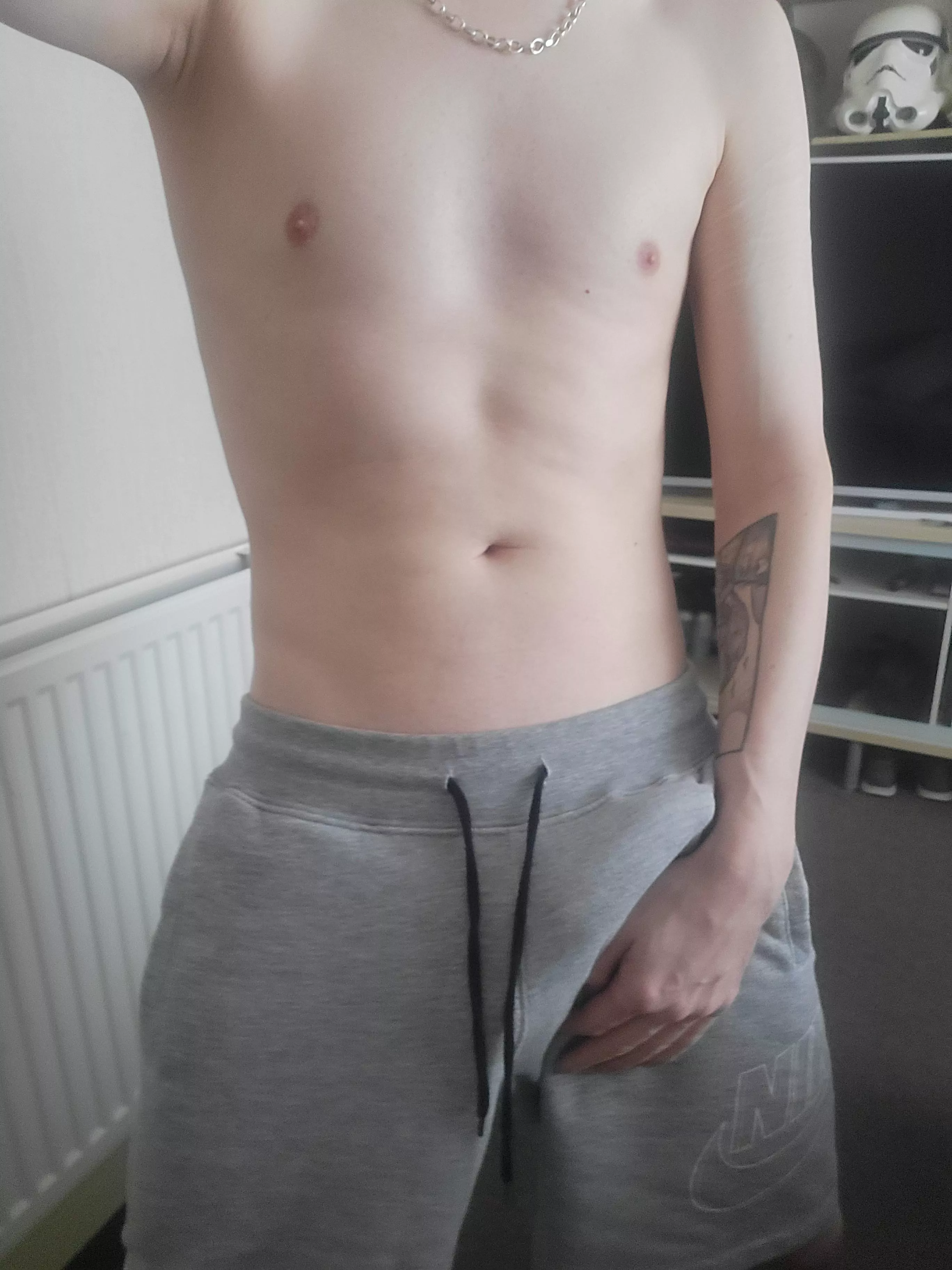 I keep getting distracted whilst working out