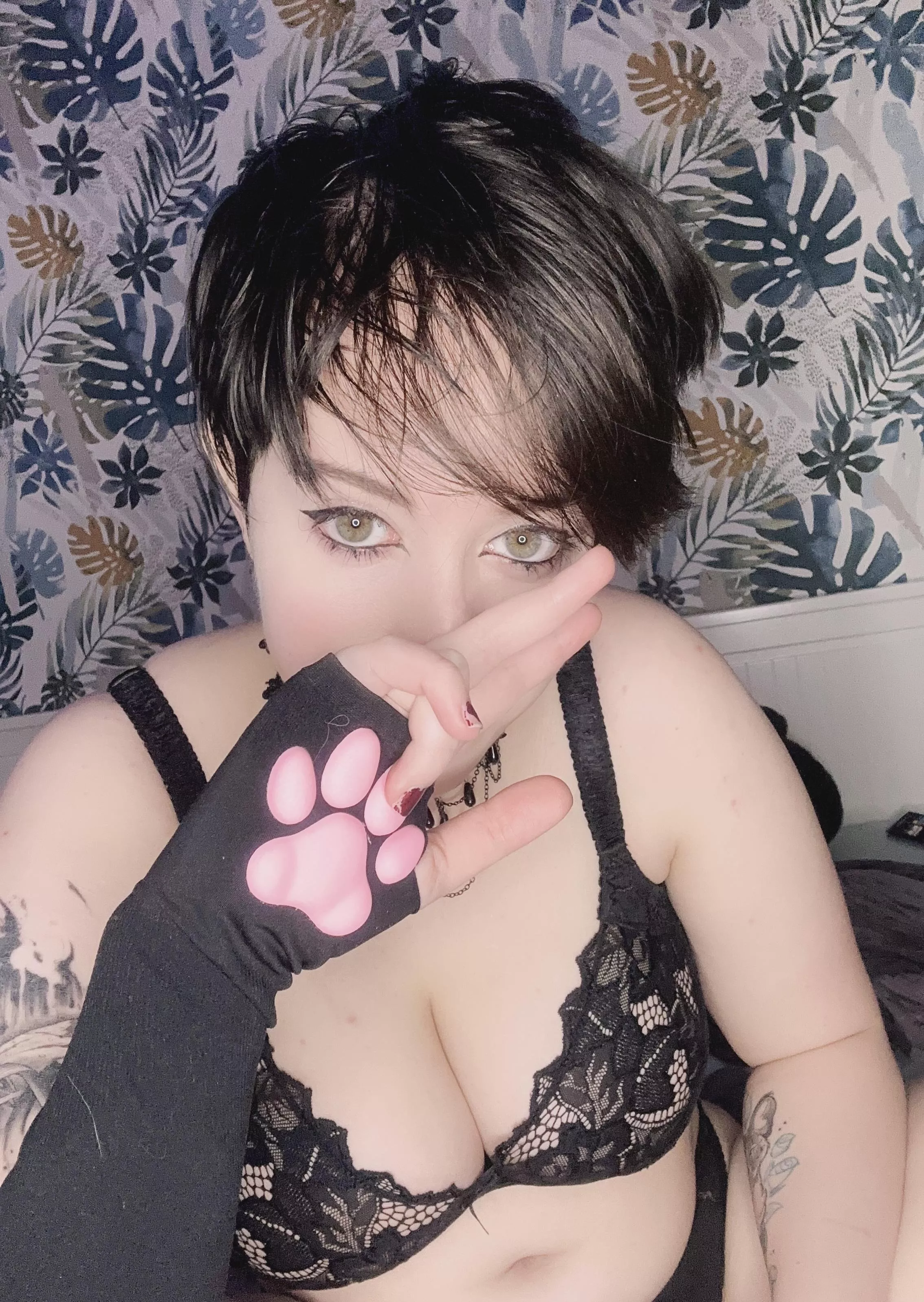 i'm feeling kinda down, i'd rather feel horny and satisfied