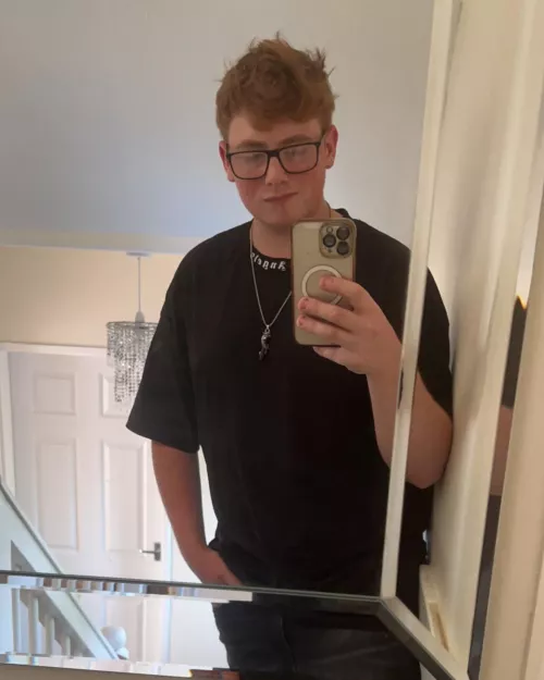 I’m looking for a cuck relationship <3