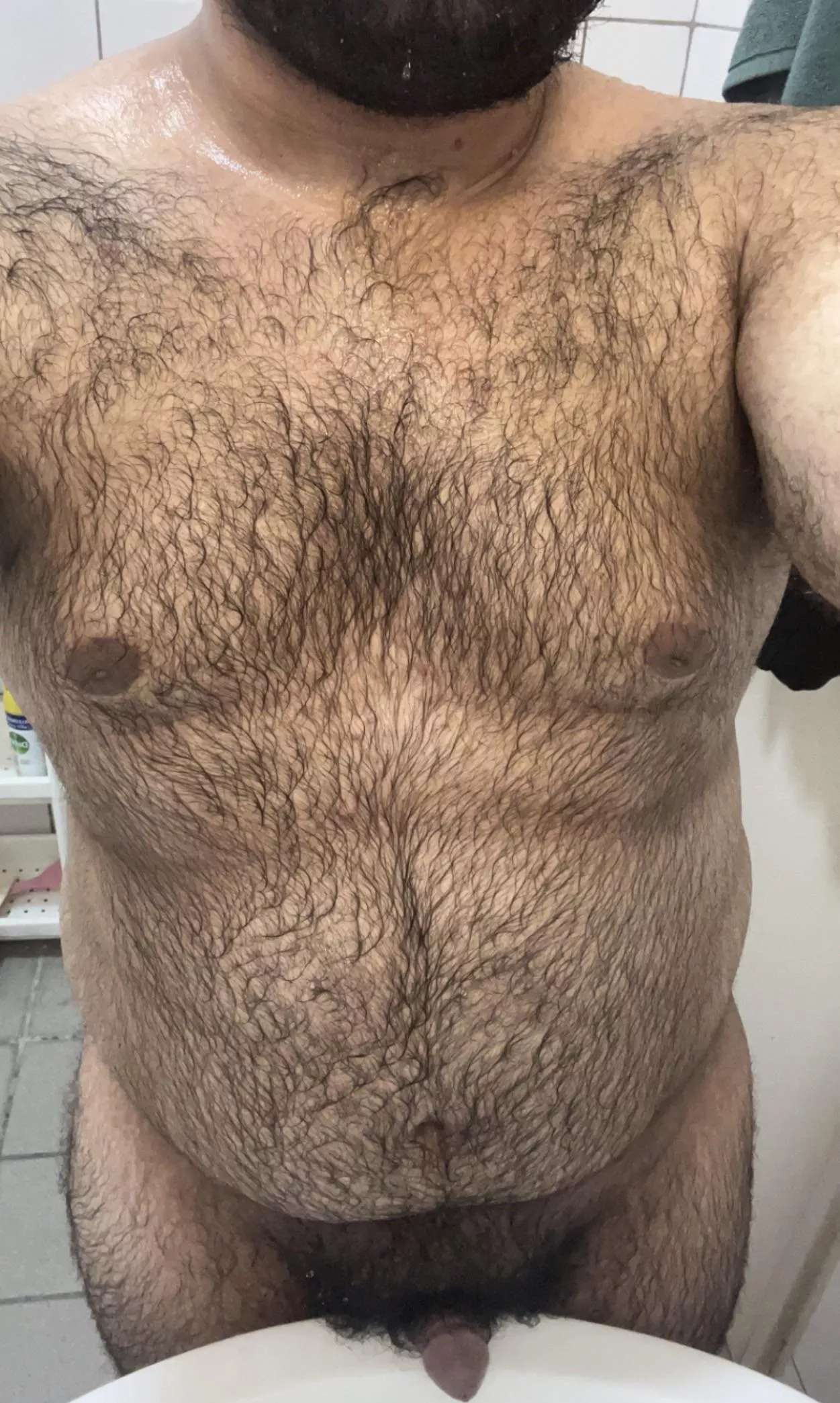 Should this 20 years old get hairier than this?