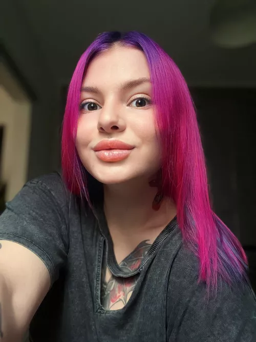 What do you want me to do with my lips?