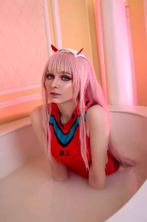 Zero Two by mia_green_tea