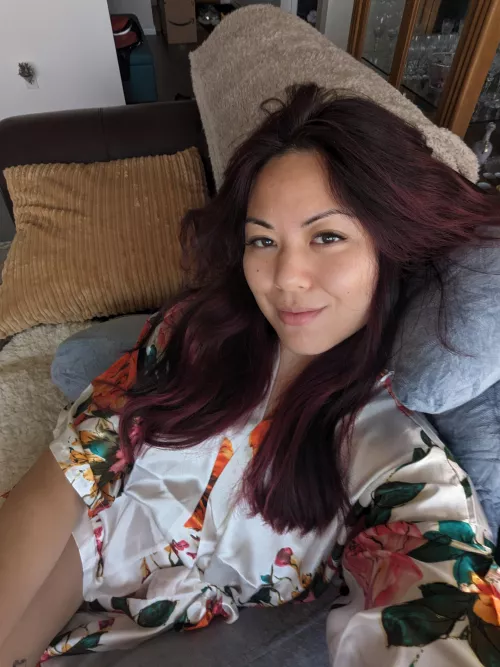 Appreciating this lazy start to my Saturday [f]