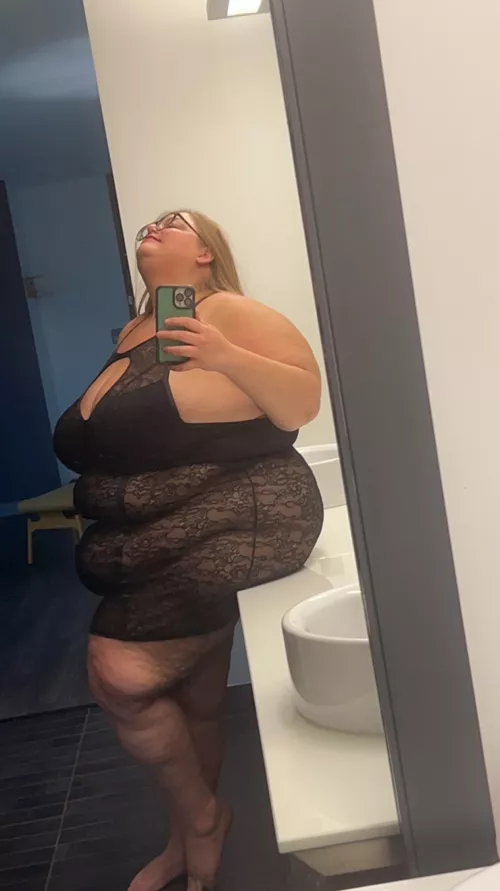 Be a good boy and submit to me.