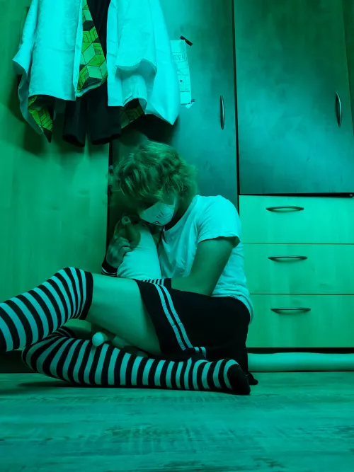 Can I hold anyone of you like this ??