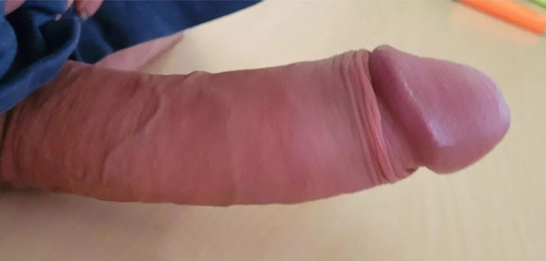 Does looking at my British BWC make you crave to feel it inside you... tell me 😉