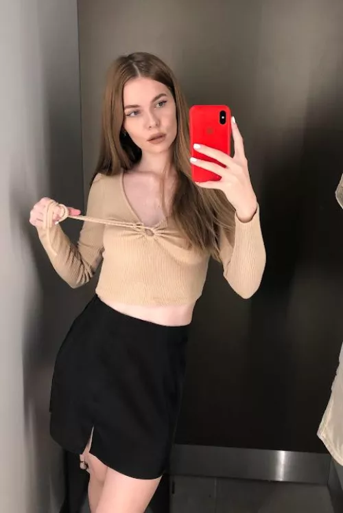 Feeling good! Do I look cute in this pic?