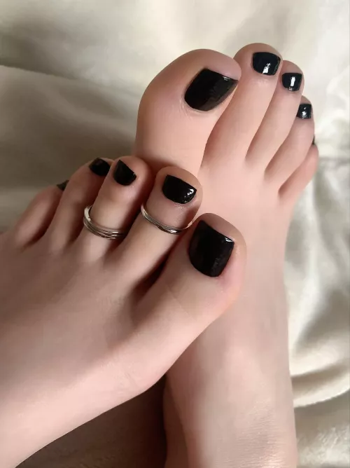 Freshly painted 🖤