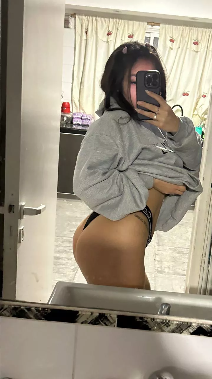 I feel like my booty is shrinking, do I still fit in here